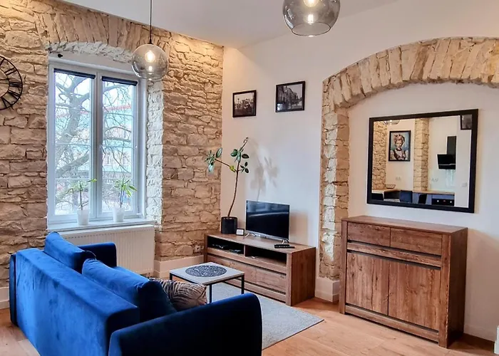 Apartmán Bialy Kruk Vis-a-vis Jasnej Gory 5a *